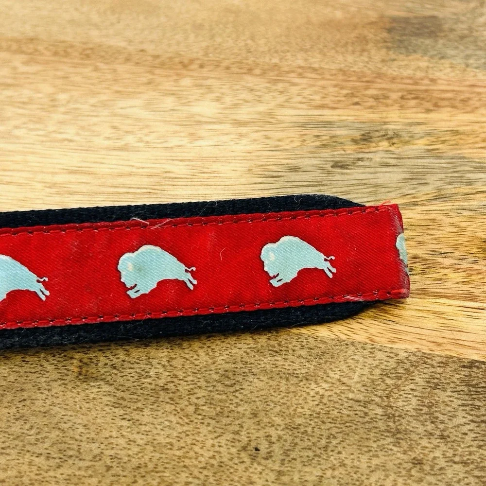 Vineyard Vines  Buffalo Navy Red D-Ring Belt Large
